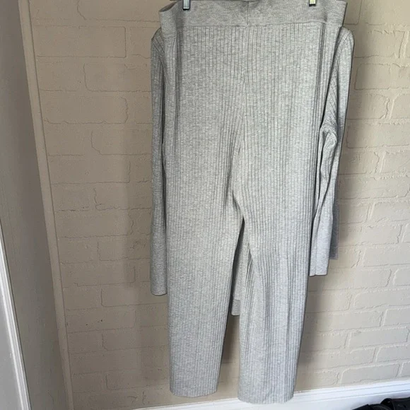 Pink rose set Gray Ribbed Button-Up Cardigan & Pants knit cozy soft stretch xl - Picture 6 of 6